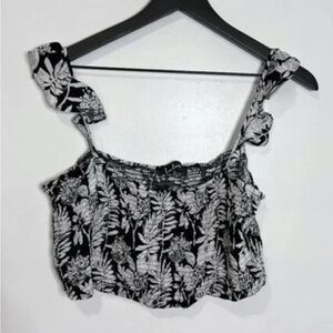 Lulu's Floral Adjustable Strap Crop Top Black White Medium